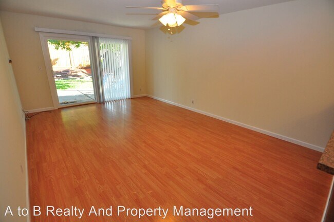 Building Photo - 3 br, 2 bath House - 126 Avenida Espana