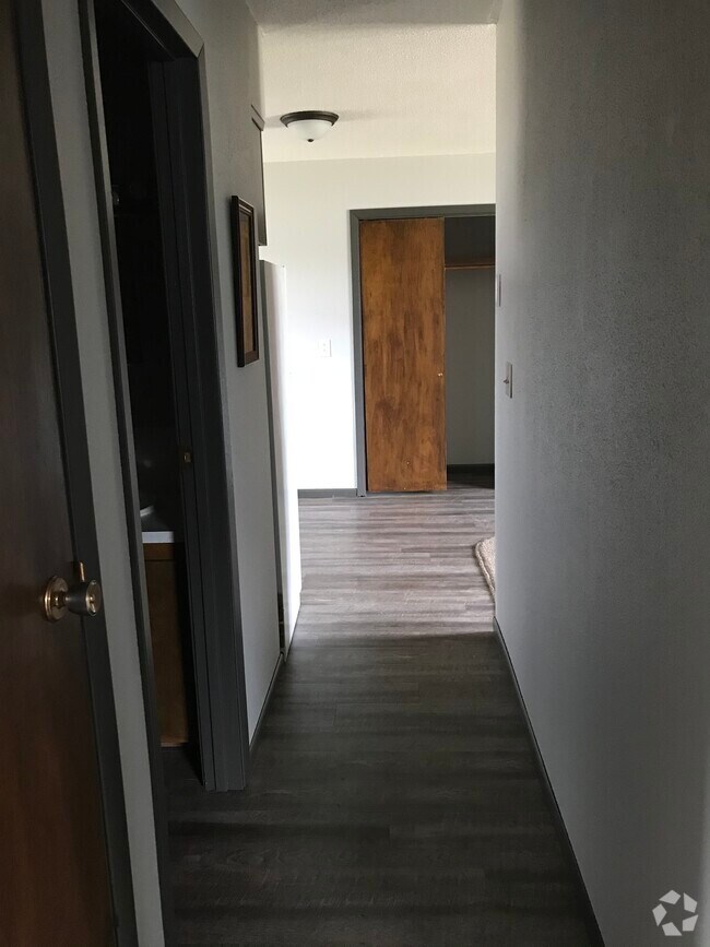 Apartments under 2,000 in Flandreau SD 1 Rentals