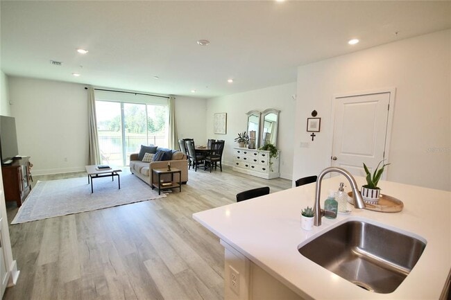 Building Photo - 1138 Desert Candle Dr