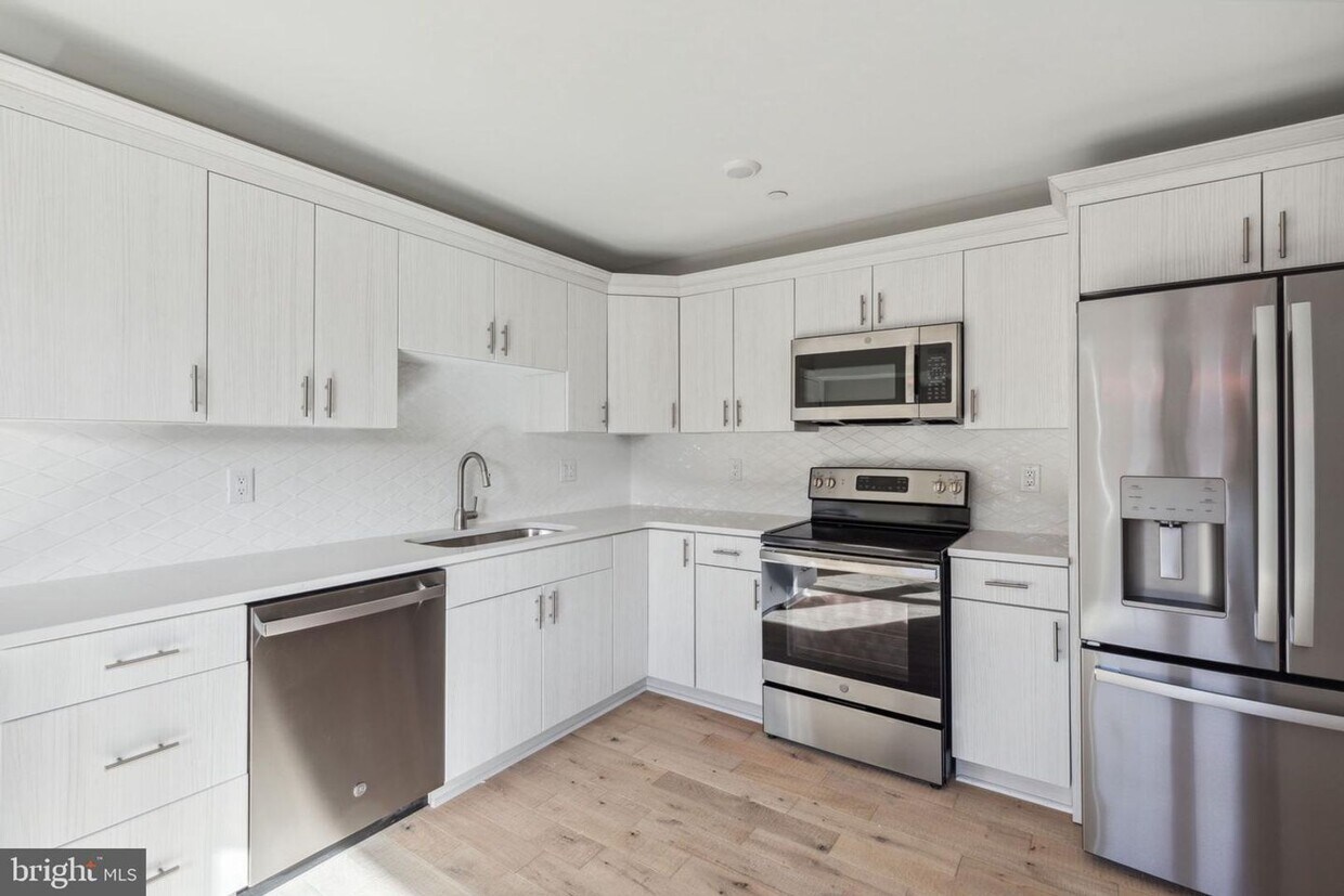 Photo - 1164 S 18th