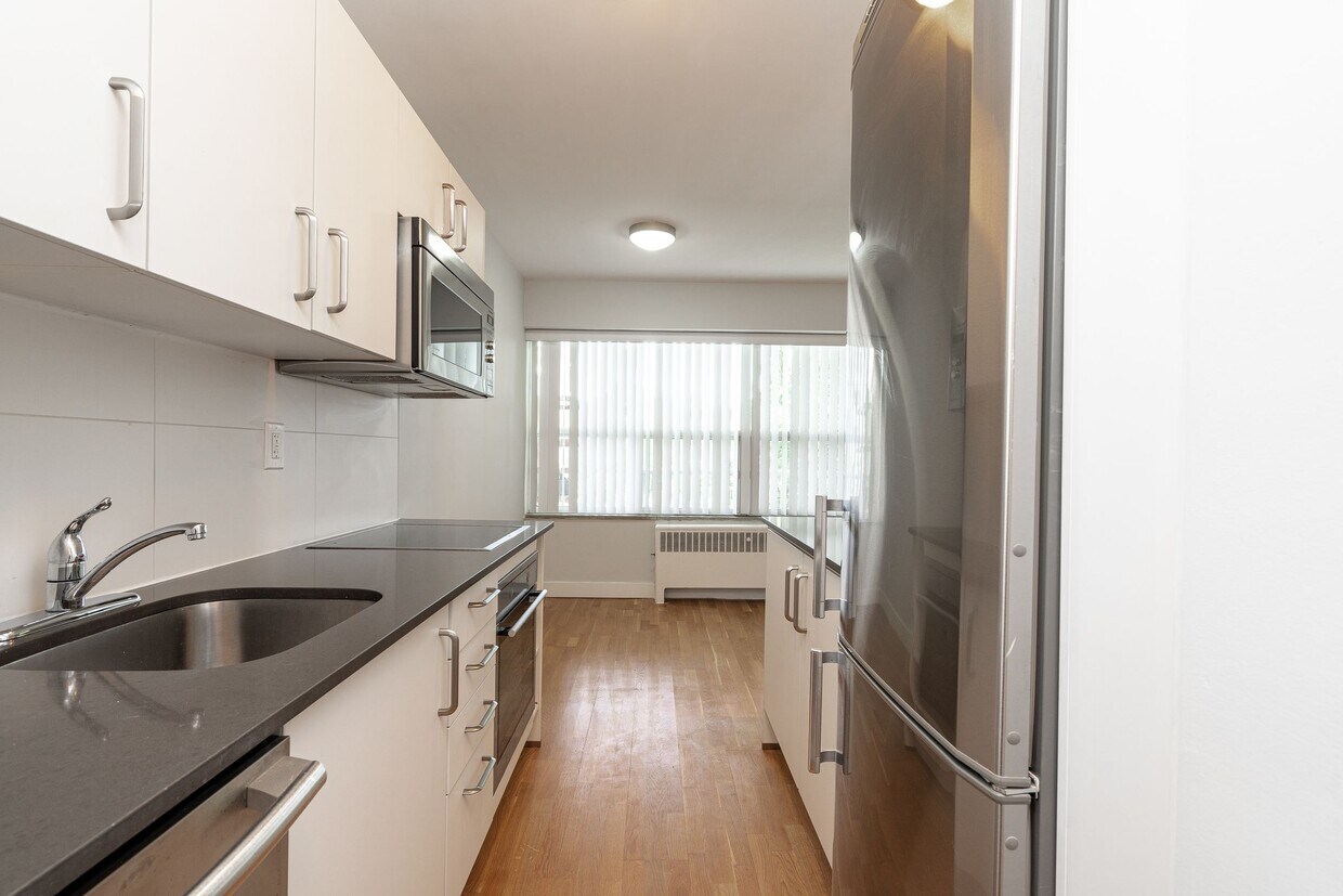 Photo principale - 99 Tyndall Ave