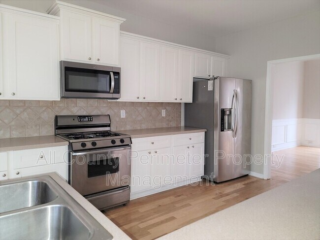 Building Photo - 5630 Cascade Hills Dr SW