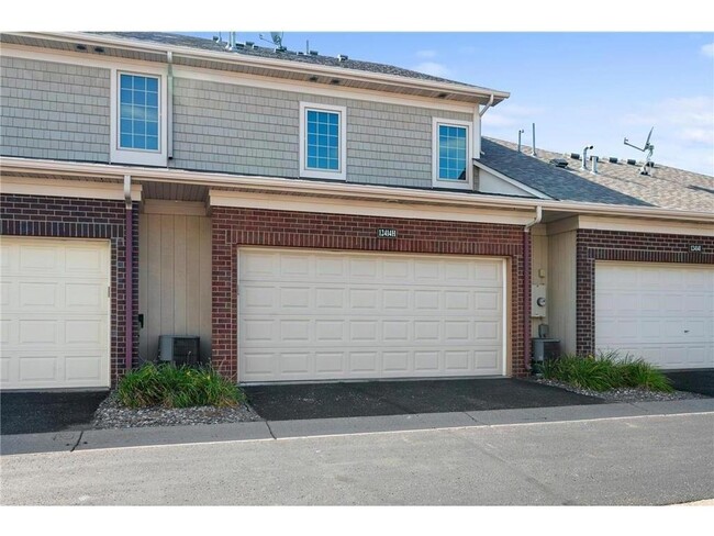 Building Photo - 12414 Flanders Ct NE