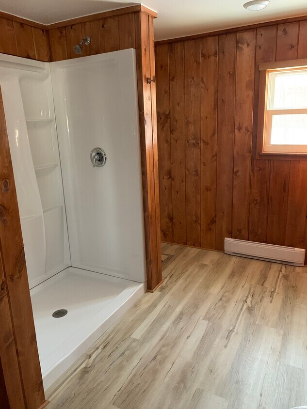 Bathroom - 1217 S Pearce St