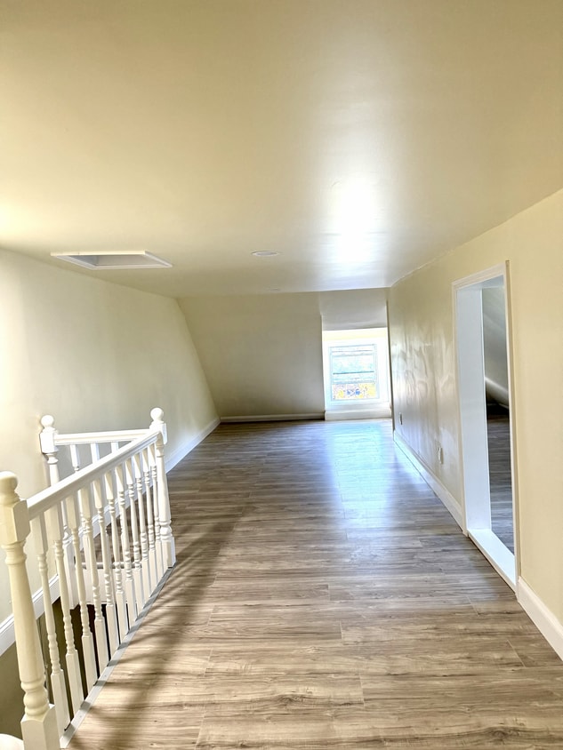 Foto principal - 241 S 46th St