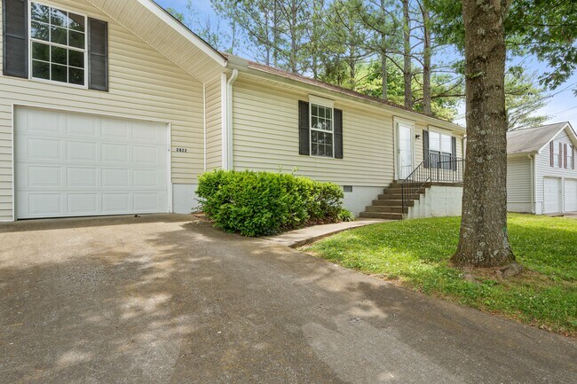 Foto del edificio - 2822 Airwood Dr