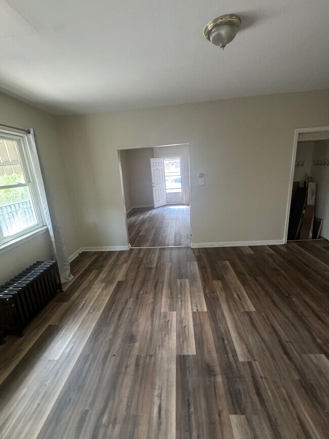 Foto del edificio - 4841 Plum Wy