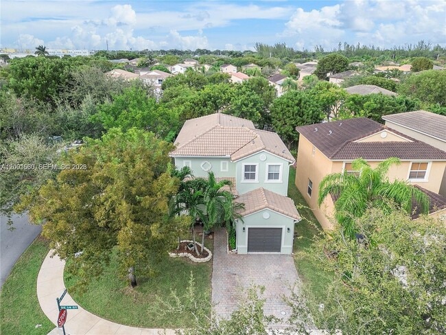 Foto del edificio - 1975 SE 14th St