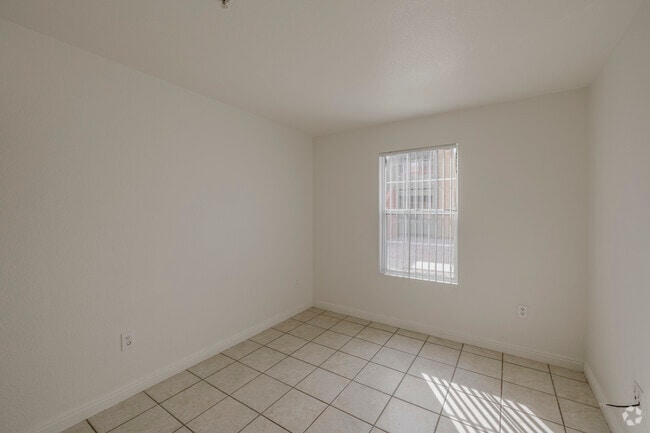 3BR, 2BA - 1,014SF - Third Bedroom - San Bellino