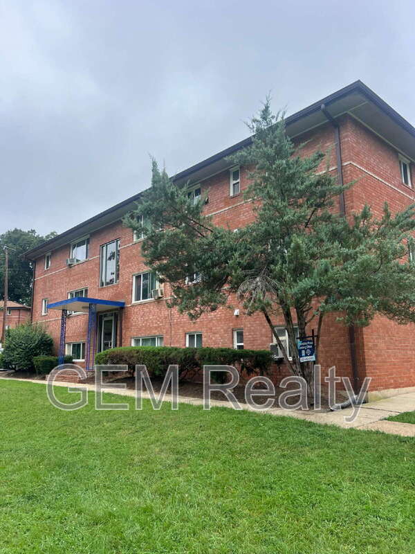 Building Photo - 14404 Gemstone Dr