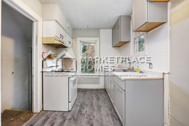 Building Photo - 15429 Appoline St