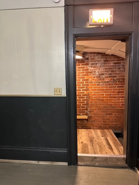 Building Photo - 415 S James St