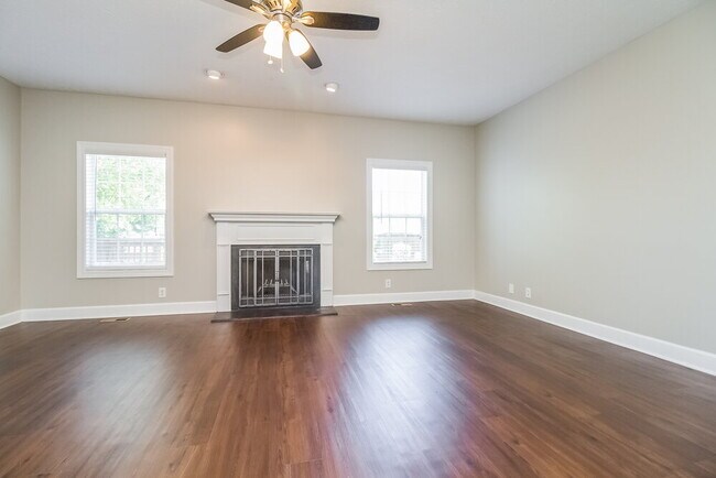 Foto del edificio - 1733 Kinsale Ave