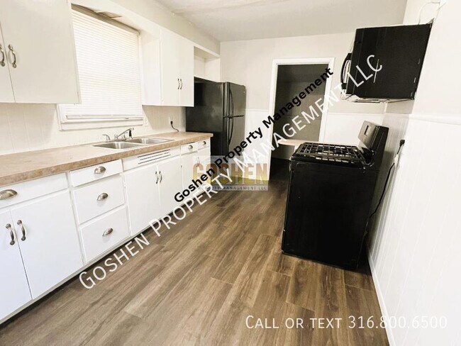 Foto del edificio - LEASE WITH OPTION TO PURCHASE