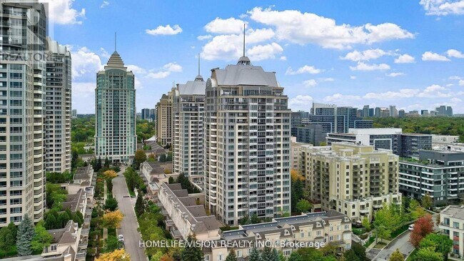 Building Photo - 8 Rean Dr