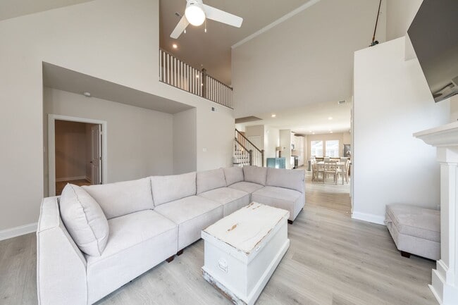 Photo - 1224 Treviso Bay Townhome