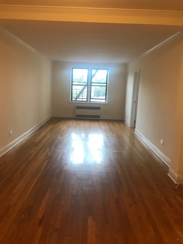 Foto principal - Fully Renovated 2 bedroom $1800