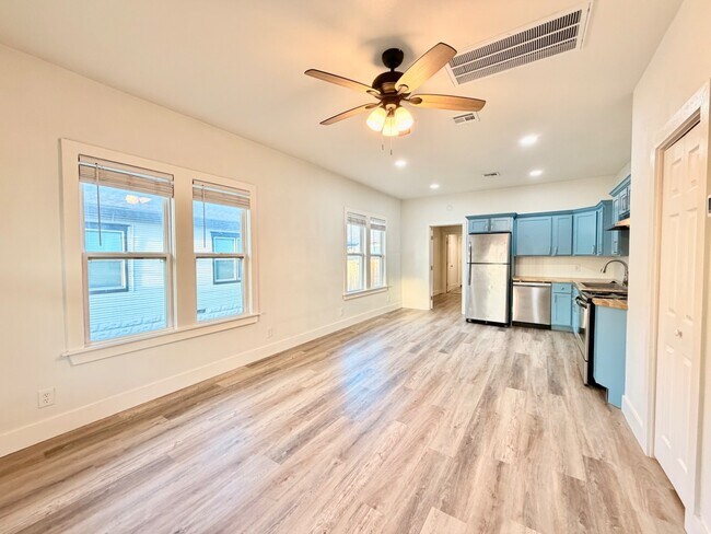 Foto del edificio - 1005 S Quincy Ave