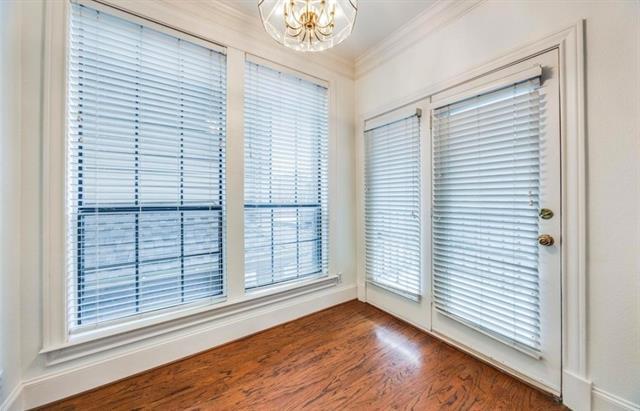 Building Photo - 3537 Normandy Ave