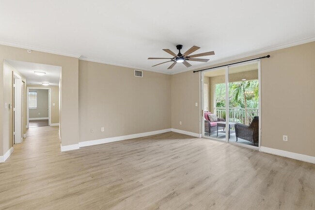 Foto del edificio - 6559 Emerald Dunes Dr