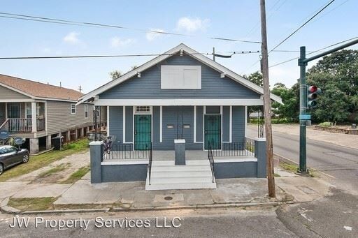 Building Photo - 1501-1503 Desire St