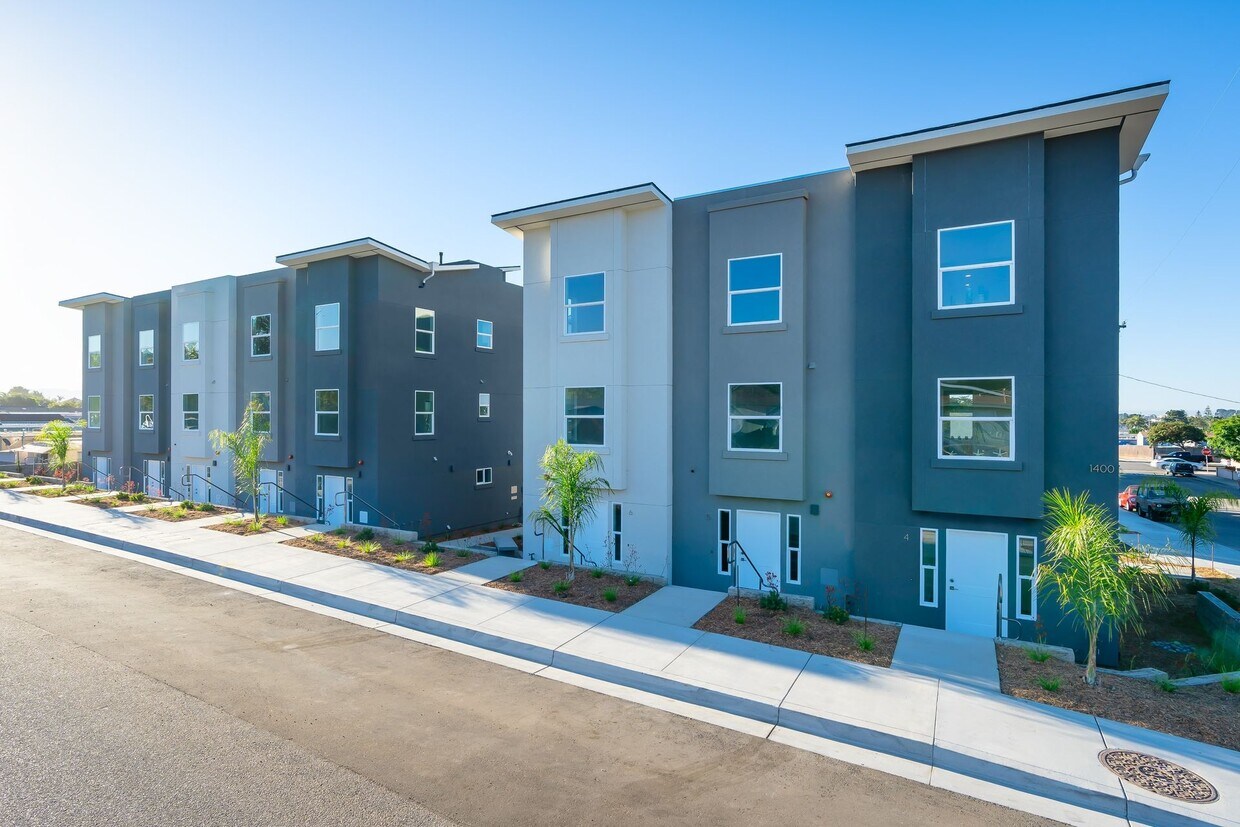 Primary Photo - Modern Coastal Living at The Palms