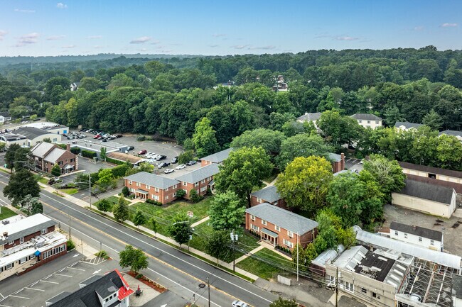 Foto aérea - Madison Apartments