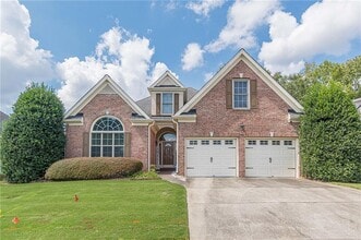 Building Photo - 203 Prestwick Way N