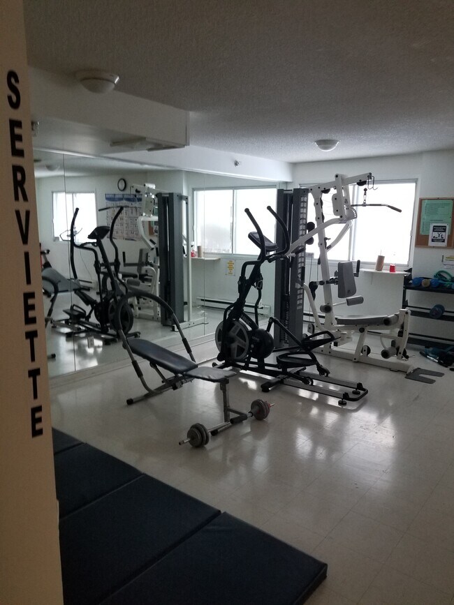 SALLE DE SPORT - 10100 Rue Paul-Comtois