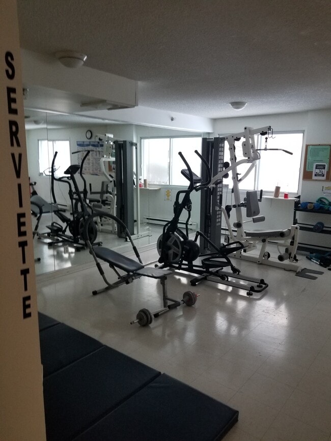 GYM - 10100 Rue Paul-Comtois