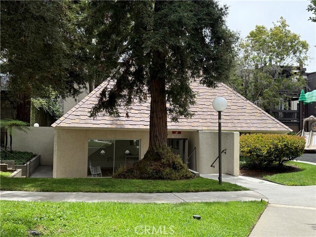Foto del edificio - 7740 Redlands St