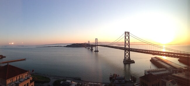 Building Photo - 338 Spear St