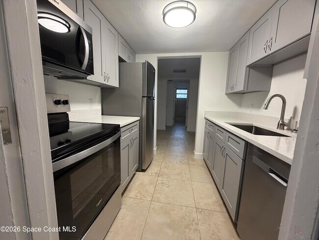 Foto del edificio - 154 Crescent Beach Dr