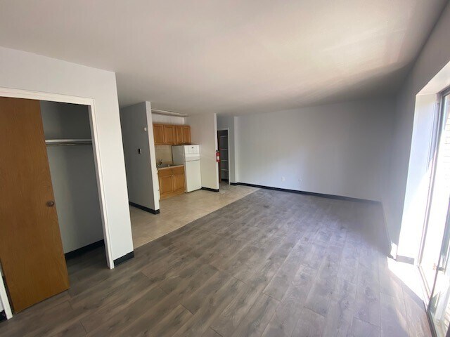 Foto del edificio - 368 Kinderkamack Rd