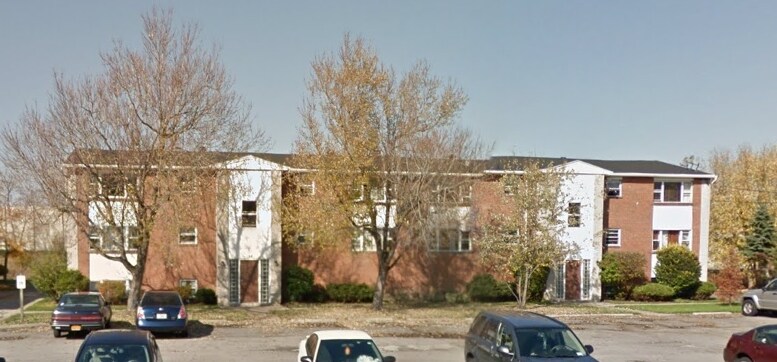 Primary Photo - 30 S Fisher Rd