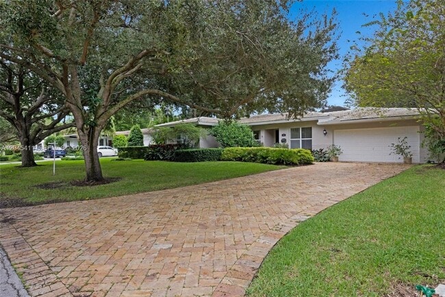 Photo - 1246 Algardi Avenue, Coral Gables, FL 33146 - 1108 House