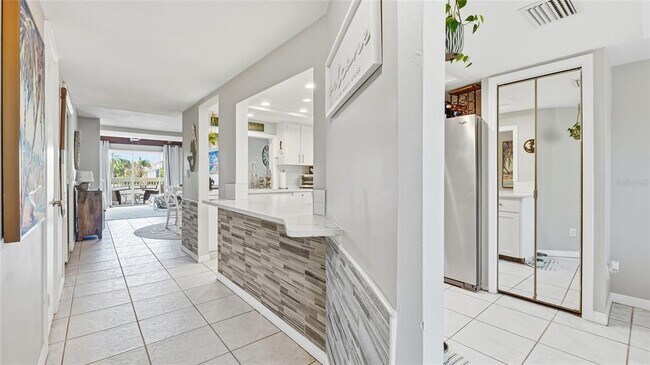 Foto del edificio - 318 Windrush Blvd