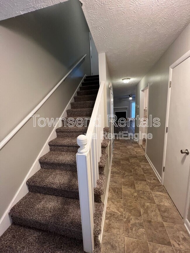 Foto del edificio - 1190 Wrenwood Ct