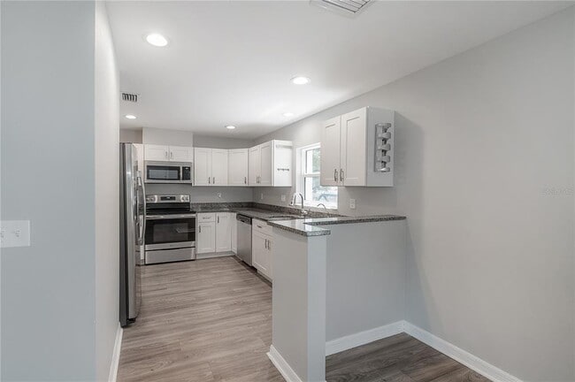 Foto del edificio - 595 Shady Grove Dr