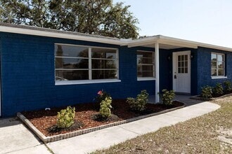 Building Photo - 3530 Umber Rd