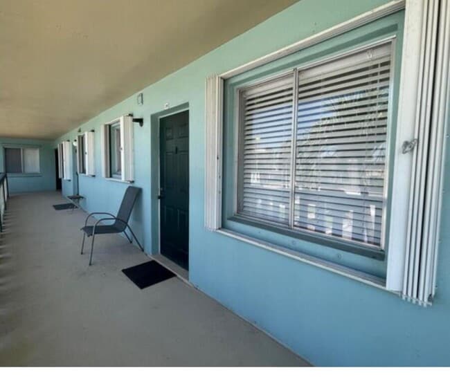 Foto del edificio - 306 E Ocean Ave