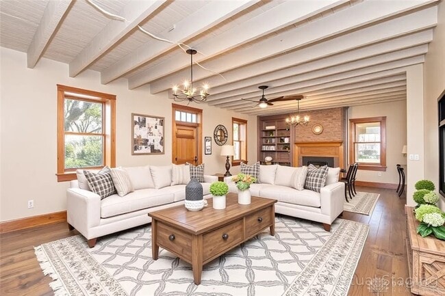 Photo - 117 Montgomery Ave House