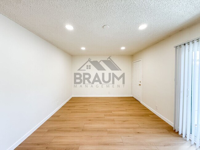 Foto del edificio - 5433 Sepulveda Blvd