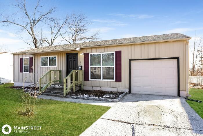 Primary Photo - 413 N SEMINOLE DR, INDEPENDENCE, MO 64056