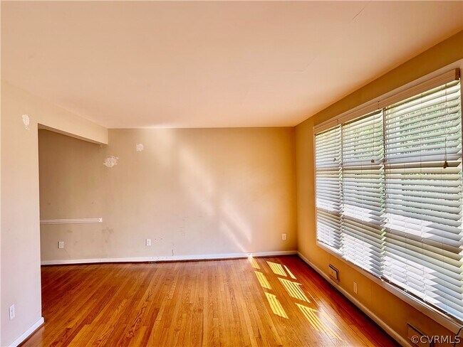 Foto del edificio - 3917 Grove Ave