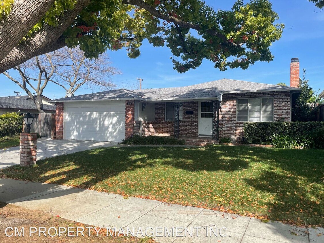 Primary Photo - 3 br, 2 bath House - 1002 September Dr.