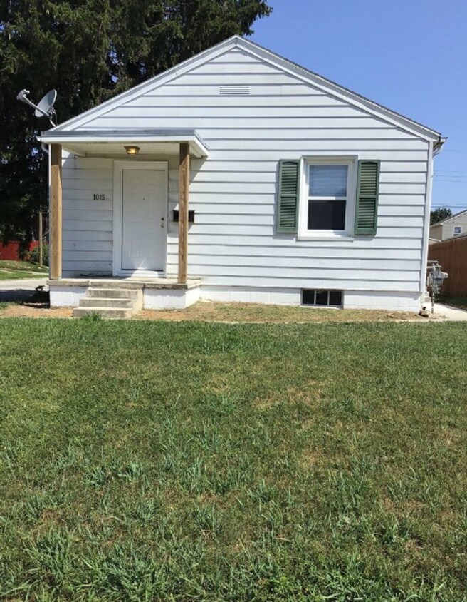 Primary Photo - 1015 S 16th St