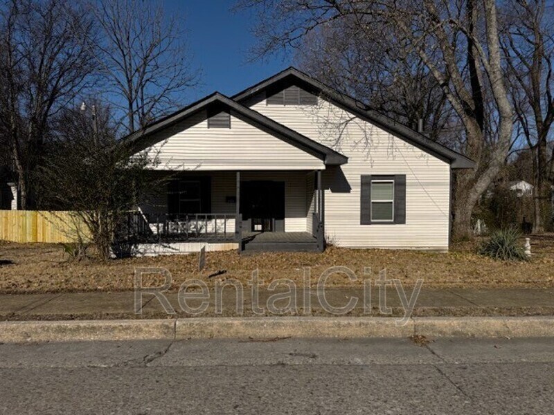 Primary Photo - 182 S Jefferson St