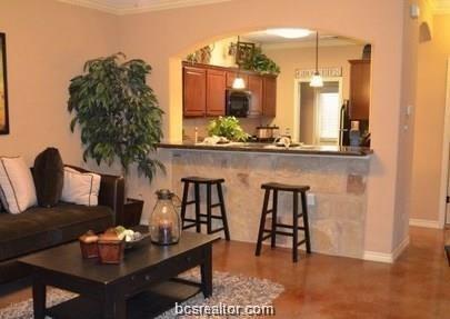 Building Photo - 4311 Commando Trl