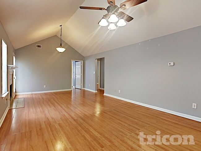 Foto del edificio - 1049 Charlbury Pl